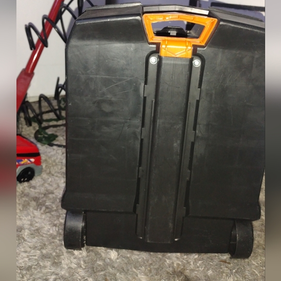 HOT WHEELS rolling Case - Picture 6 of 6